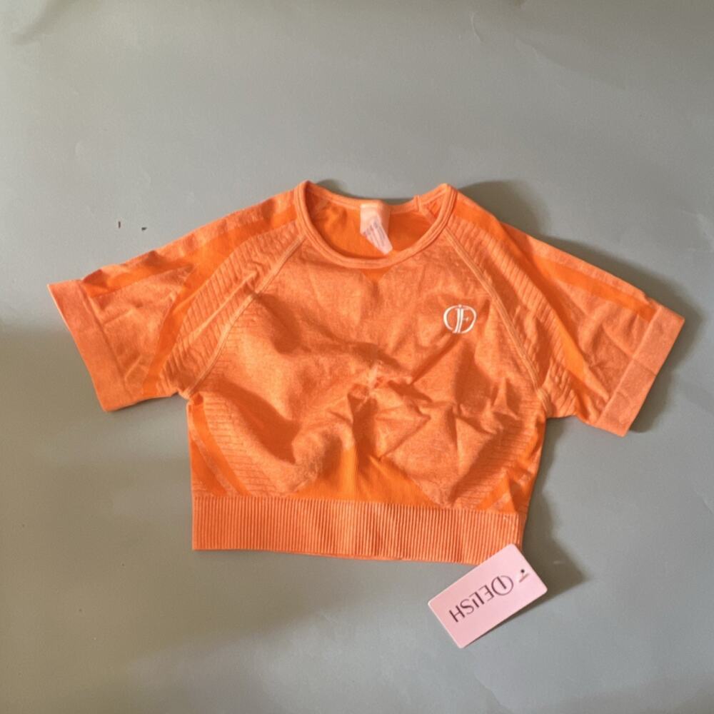 Fetish Orange Cropped Short Sleeve Crew Neck Athletic T-Shirt Women's Size S
